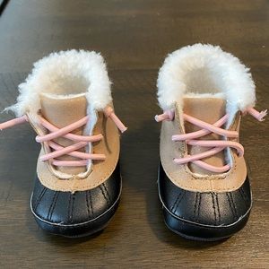 Carter’s “LLBean style” Duck Boots Newborn
